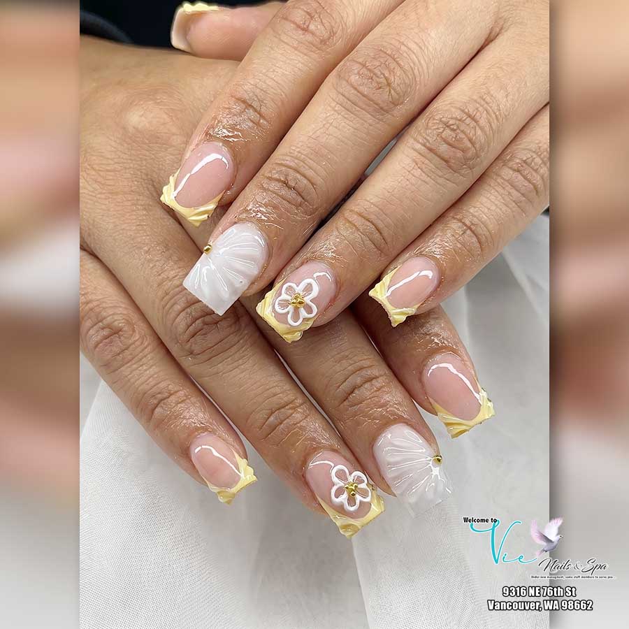 VIE NAILS & SPA